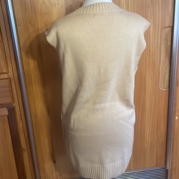 Shein sweater dress, tan, Size Small.  Great for fall weather. Cute w/leggings - Picture 3 of 10